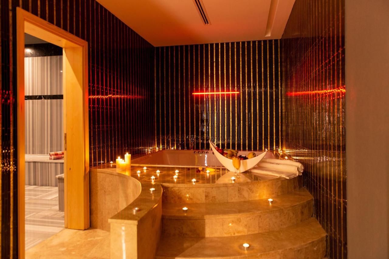 B&C Hotel أتاكوم المظهر الخارجي الصورة